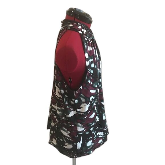 The Limited Top Women Size Med Whirled Ink Bold Print Sleeveless Halter Top NWT - Picture 4 of 14